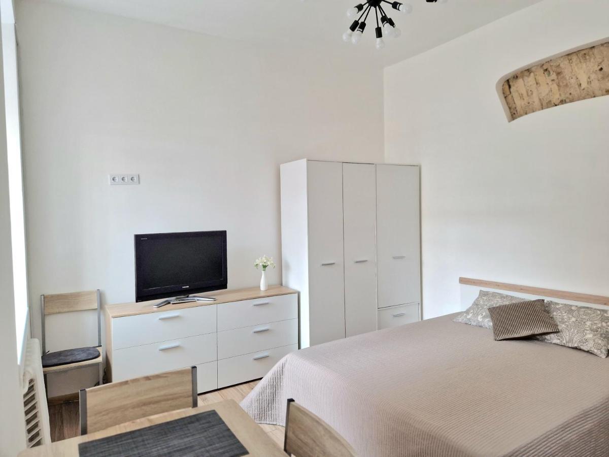 Cozy Studio In Heart Of Old Town Daire Vilnius Dış mekan fotoğraf